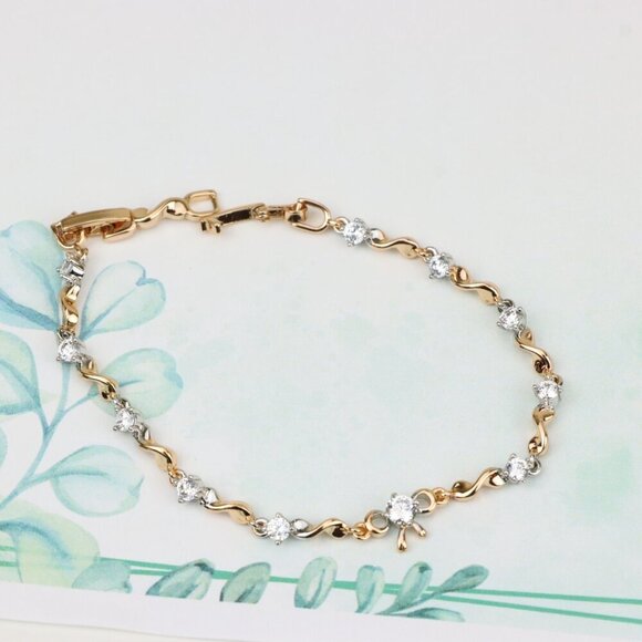 Elegant Rose Gold and Silver Crystal Bow Design Bracelet, Adjustable, XPBL0693 - Picture 2 of 12